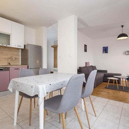 Apartman Sesna Bol Luaran gambar
