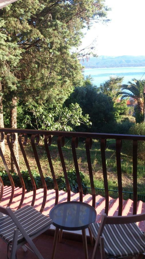 Apartman Sesna Bol Luaran gambar